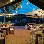 شقة Tenuta Tredici Ulivi - & Glamping *