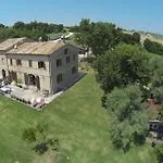 شقة Tenuta Tredici Ulivi - & Glamping *