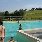 Tenuta Tredici Ulivi - & Glamping * سينِغاليا