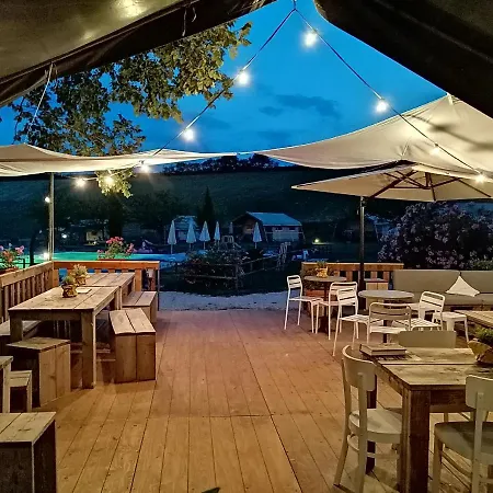 公寓 Tenuta Tredici Ulivi - & Glamping *