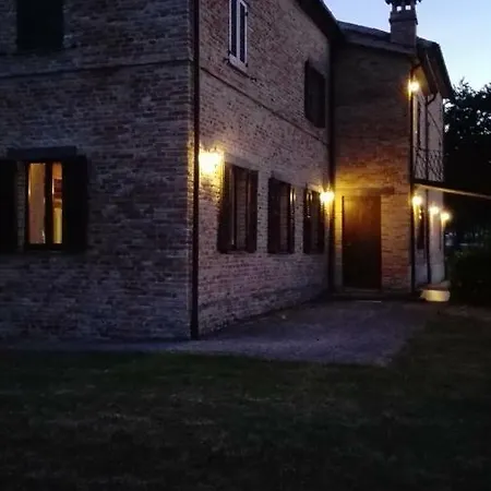 Tenuta Tredici Ulivi - & Glamping * 西尼加利亚
